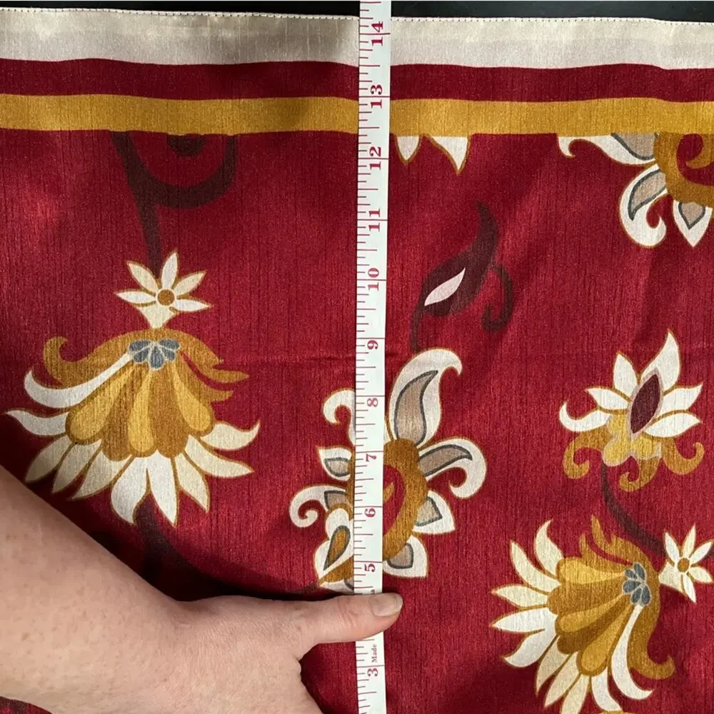 NEW Z Gallerie Silk Blend Floral Rectangular Placemats 20”x14” Set 4 Cranberry